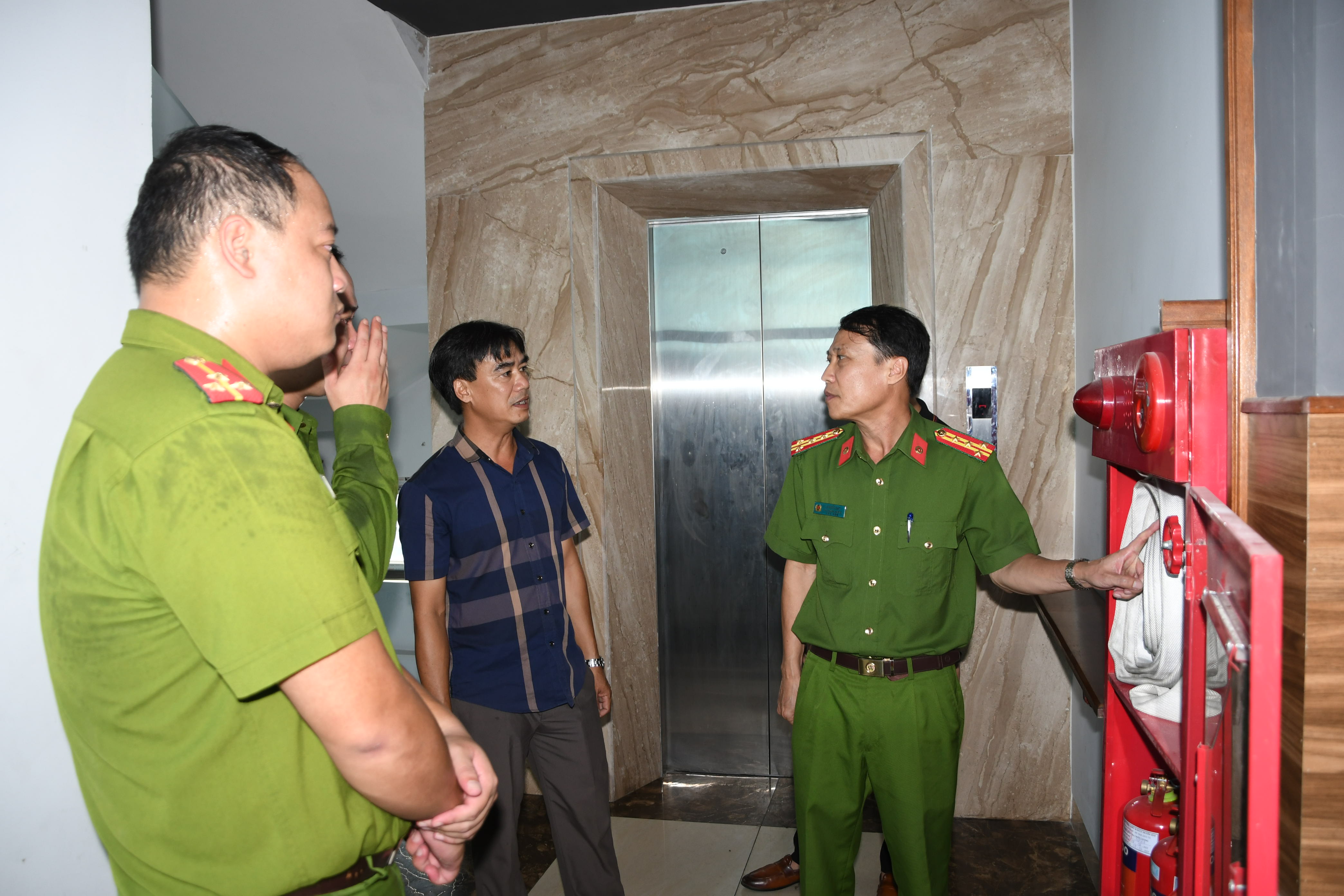 Công an quận Lê Chân kiểm tra 233 lượt cơ sở về phòng cháy chữa cháy